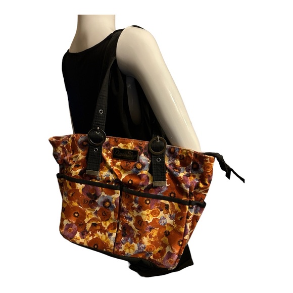 Large Donna Sharp floral tote in great pre-owned condition - Picture 2 of 7